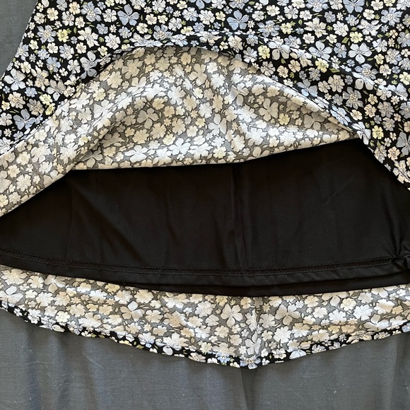 H&M Floral Skirt - Picture 4 of 4